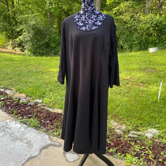 Roaman's Dresses & Skirts - Roaman's Women's Vintage Black Maxi Dress With Lace Size B6 Equal to 3X